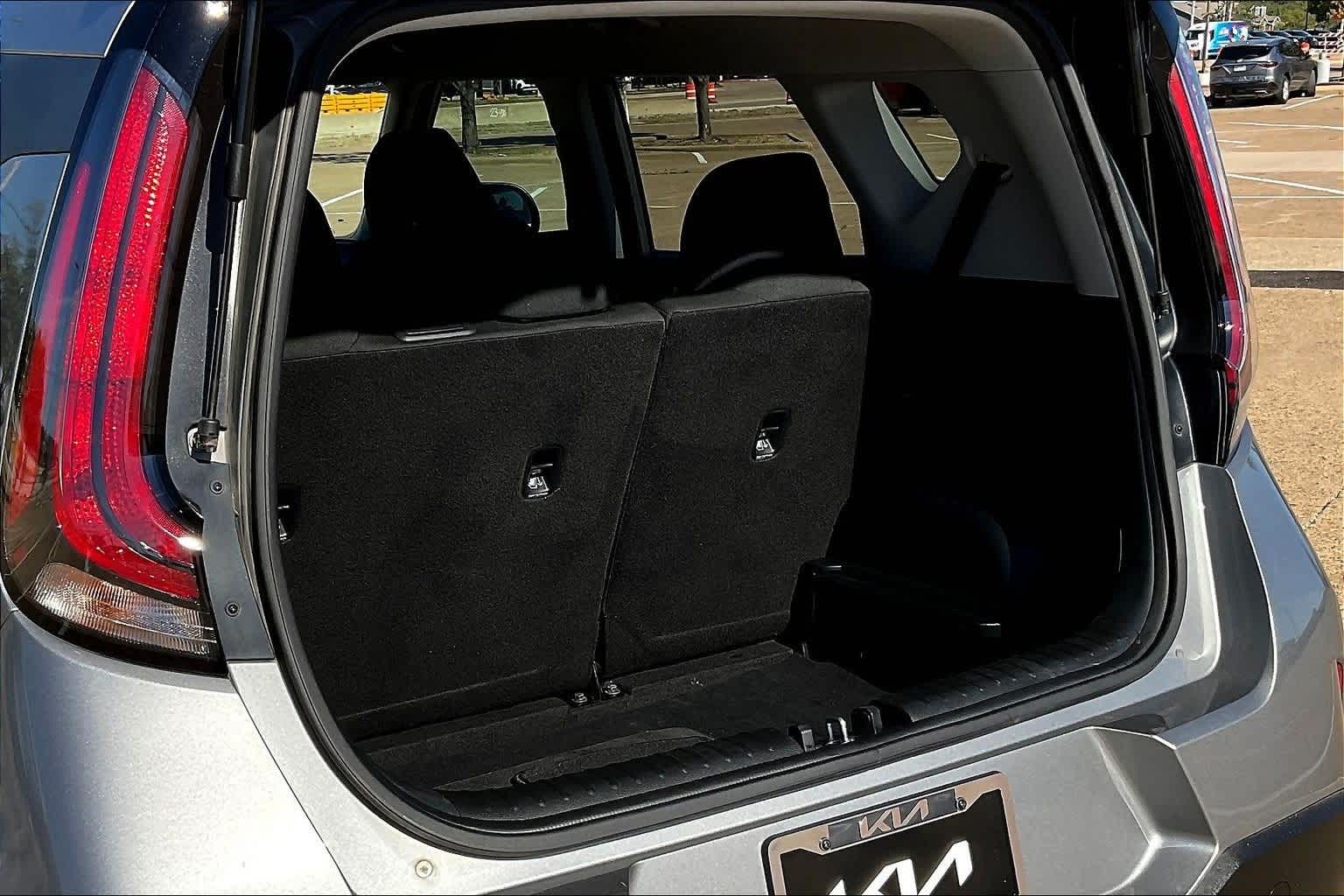 Thumbnail: 2023 Kia Soul - 17