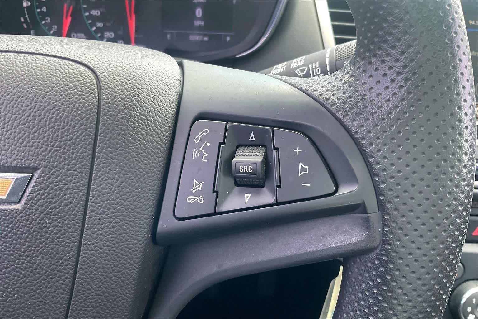 Thumbnail: 2019 Chevrolet Trax - 22