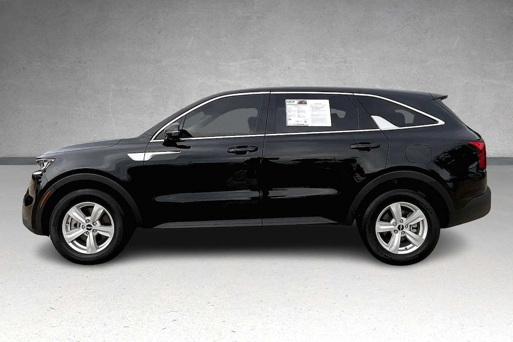 Certified 2023 Kia Sorento LX SUV