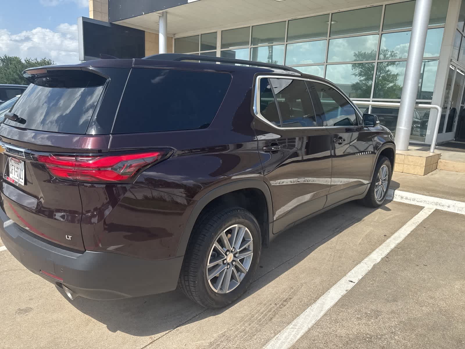 2023 Chevrolet Traverse LT 3