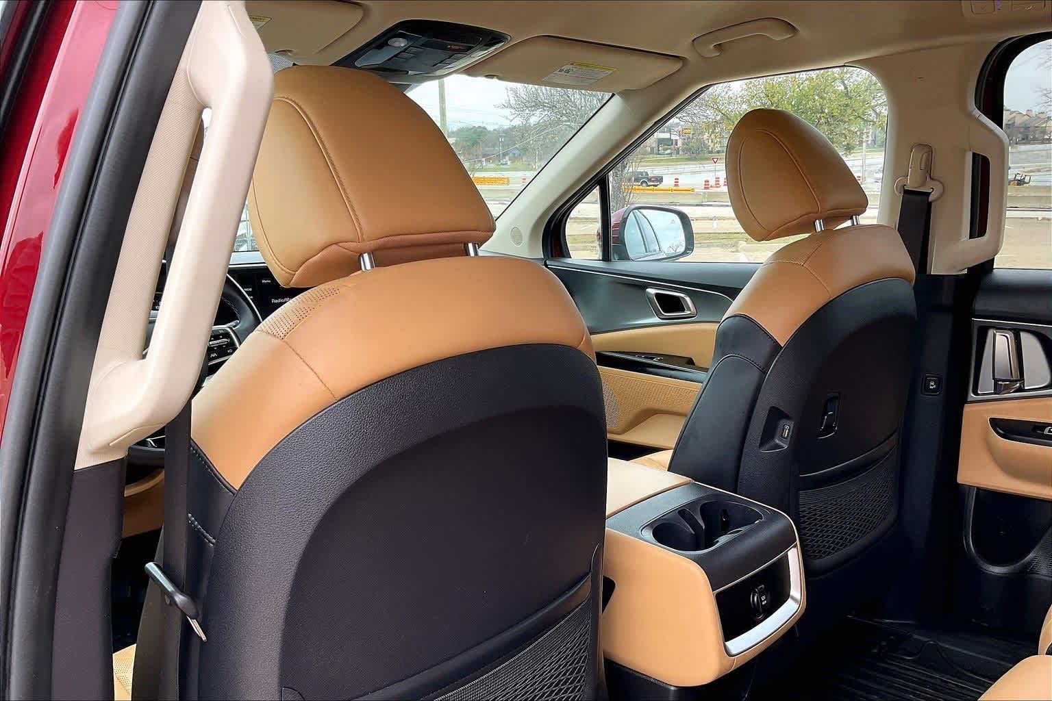 Thumbnail: 2024 Kia Carnival - 11