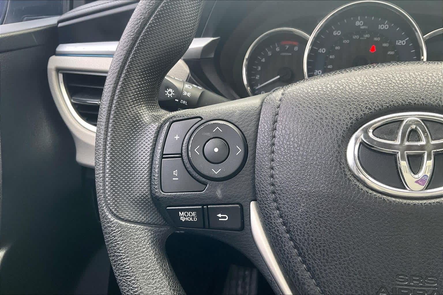 Thumbnail: 2015 Toyota Corolla - 24