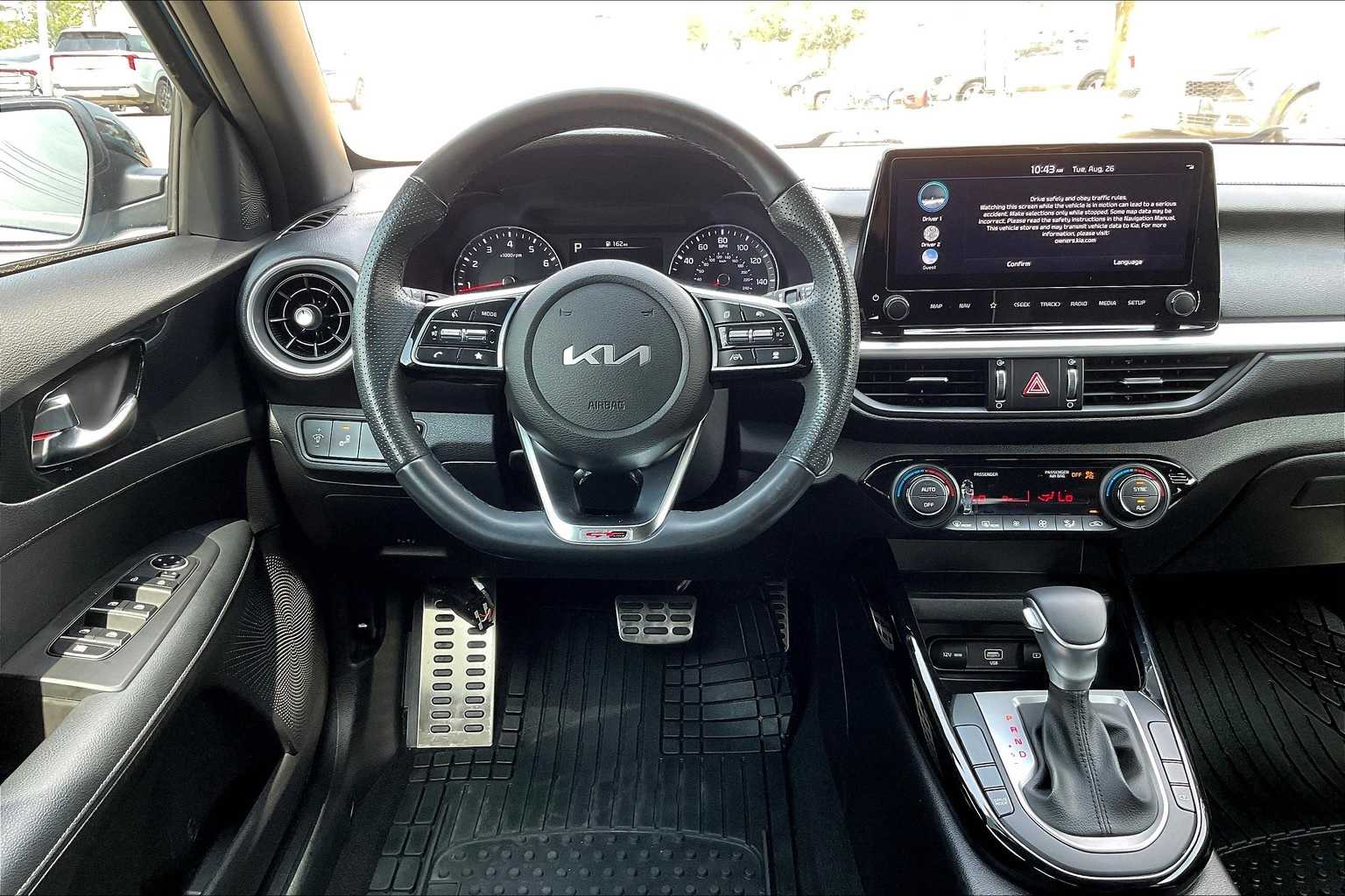 Thumbnail: 2023 Kia Forte - 12