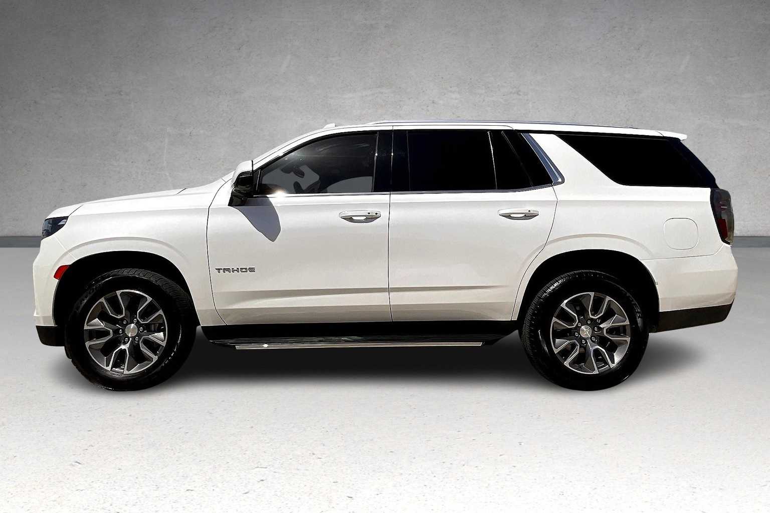2022 Chevrolet Tahoe LT photo 3
