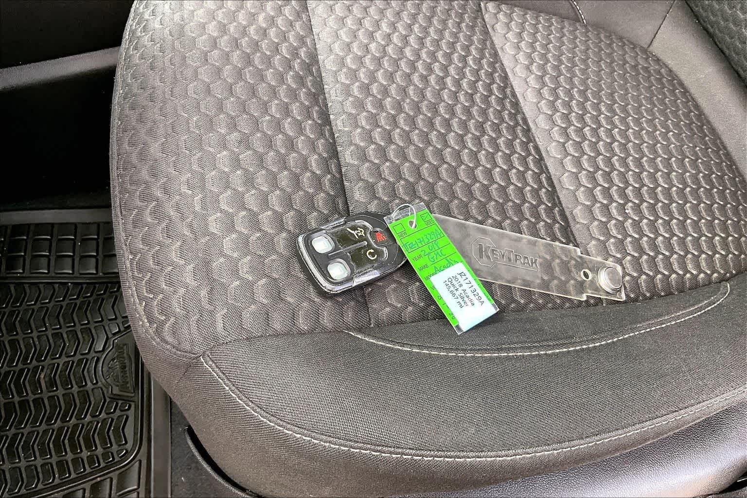 Thumbnail: 2018 GMC Acadia - 18