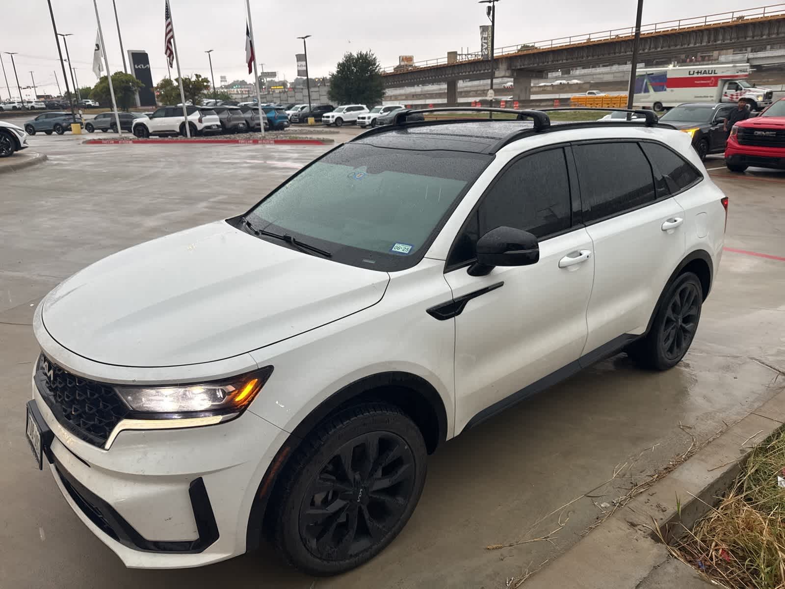 Thumbnail: 2023 Kia Sorento - 2