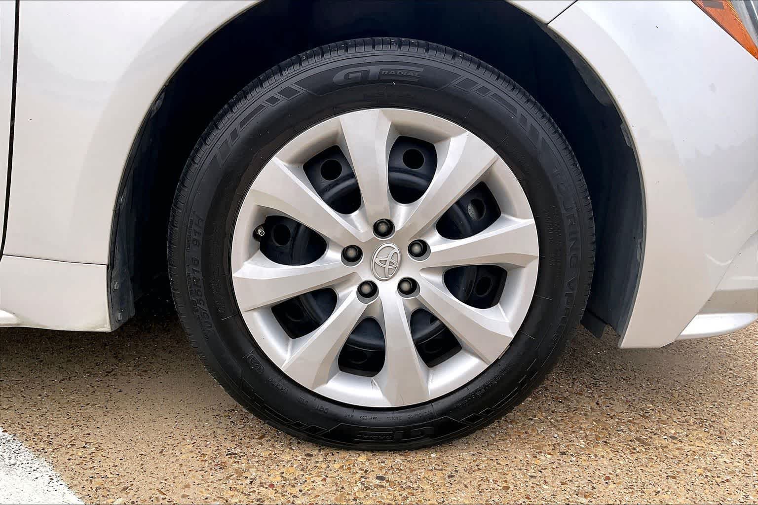 Thumbnail: 2020 Toyota Corolla - 8