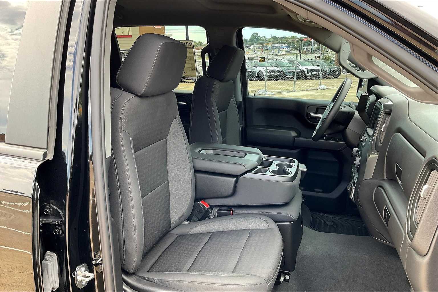 Thumbnail: 2024 Chevrolet Silverado 1500 - 13