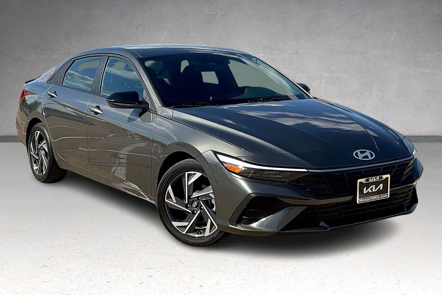 Thumbnail: 2025 Hyundai Elantra - 21