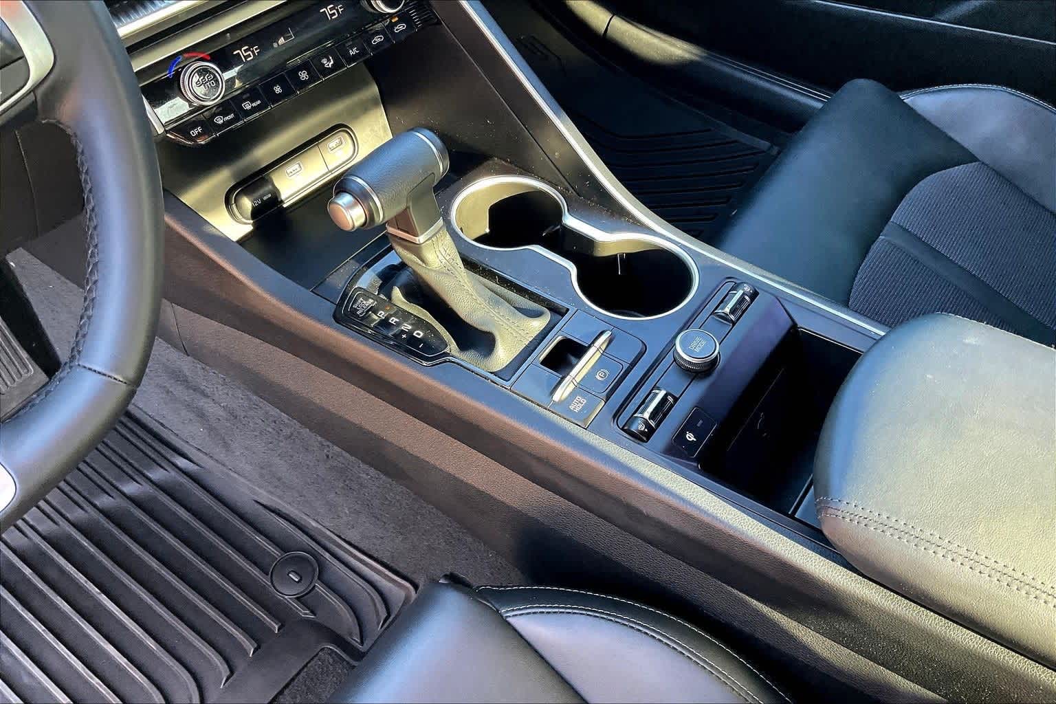 Thumbnail: 2024 Kia K5 - 16