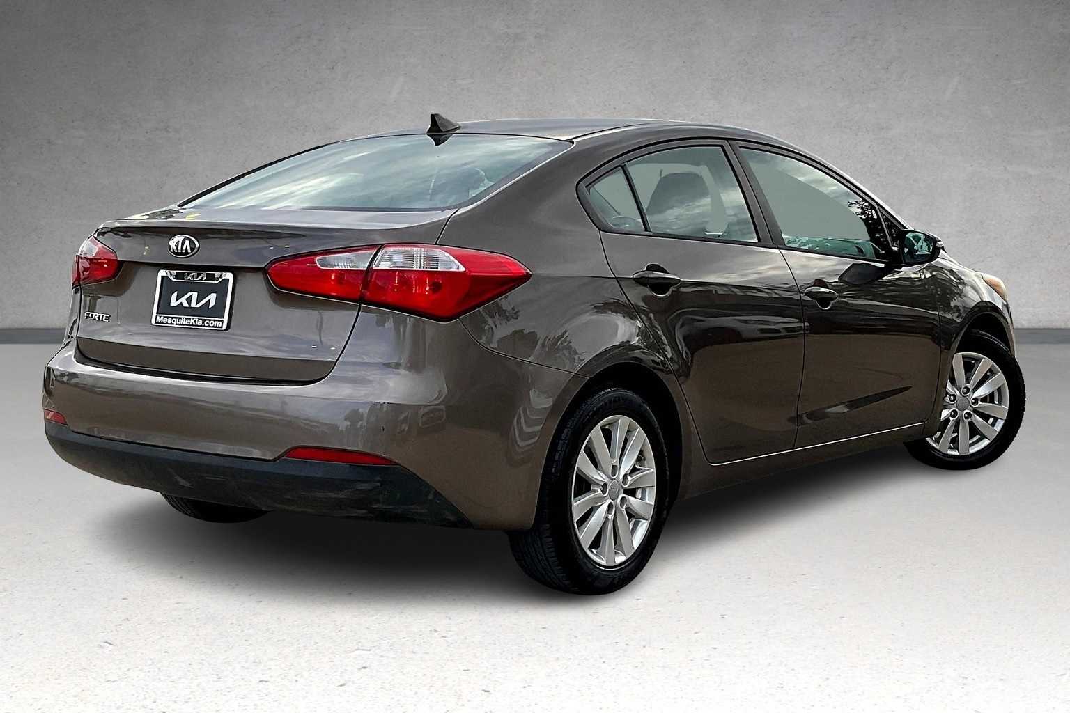 Thumbnail: 2014 Kia Forte - 21