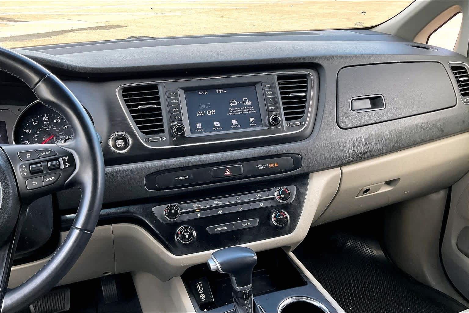 Thumbnail: 2019 Kia Sedona - 15