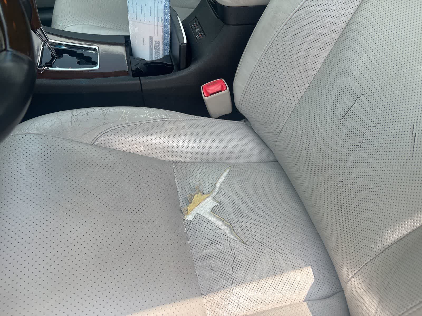 Thumbnail: 2011 Lexus ES - 5