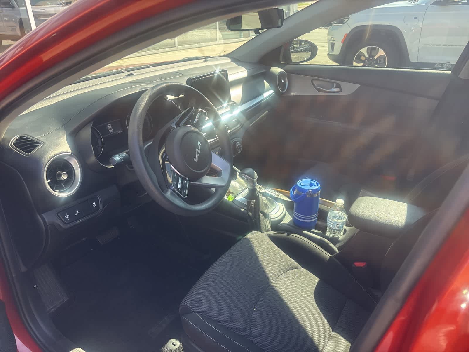 Thumbnail: 2023 Kia Forte - 6