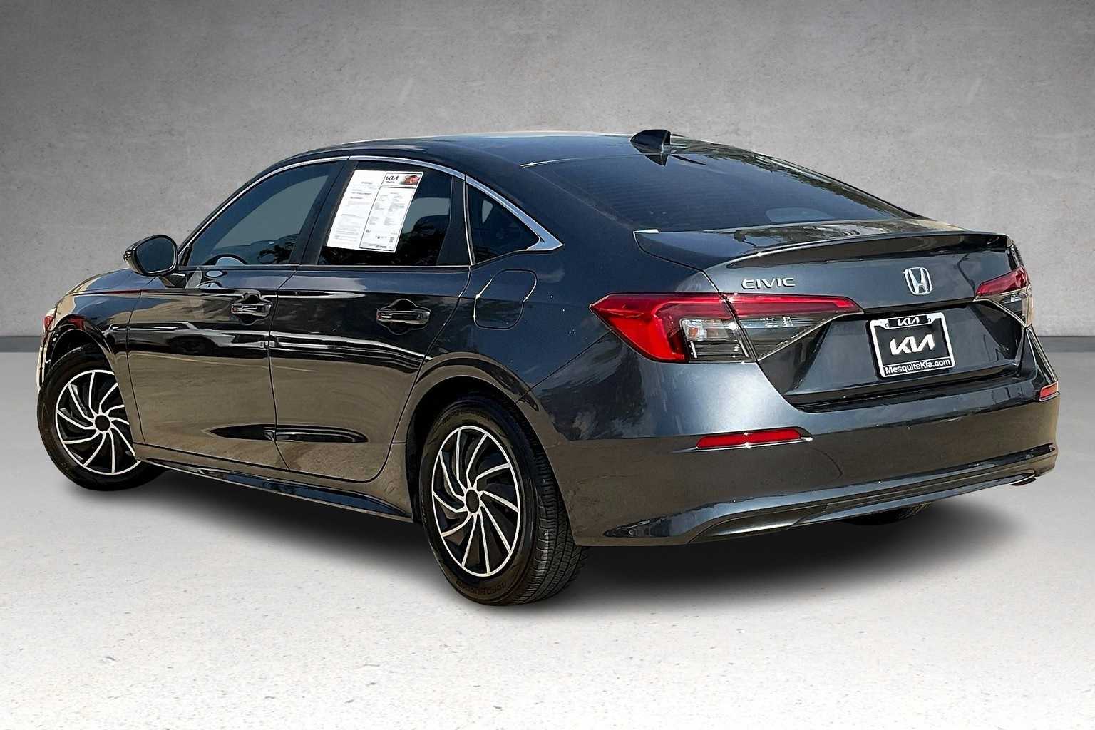 2022 Honda Civic LX photo 3