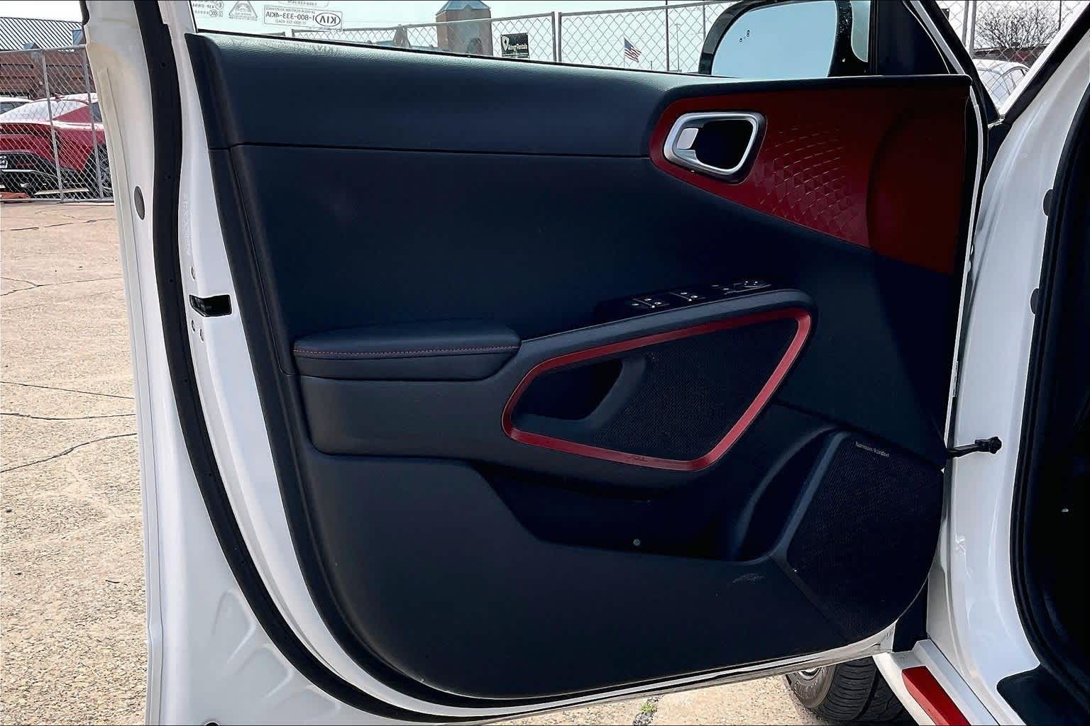 Thumbnail: 2022 Kia Soul - 26