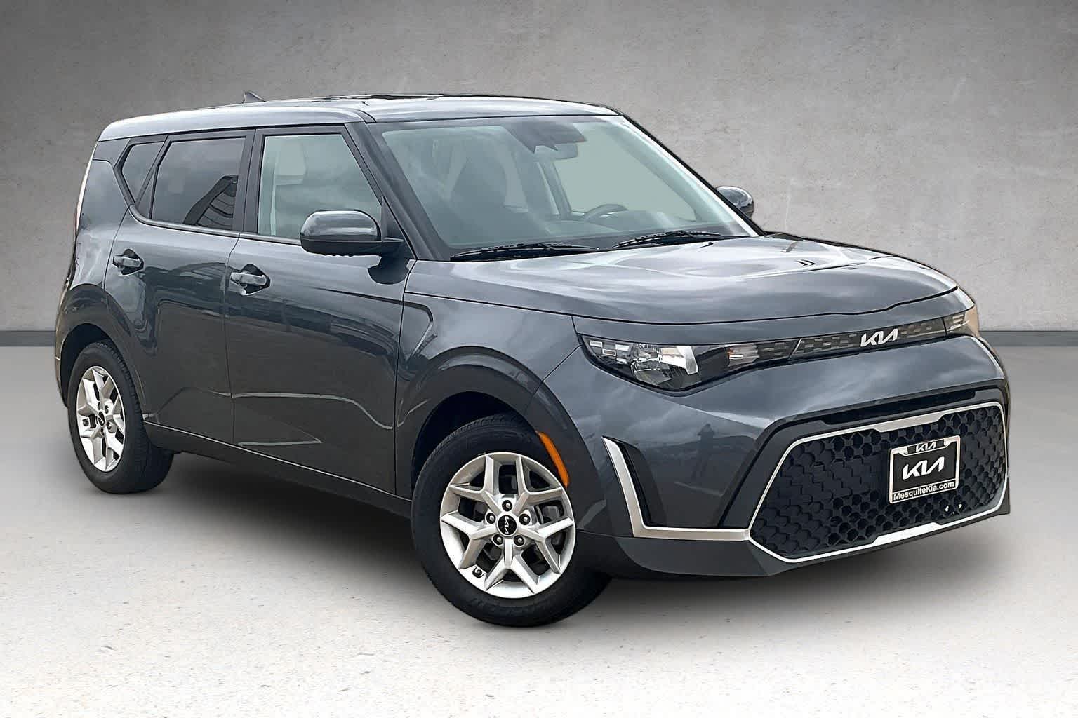 Thumbnail: 2023 Kia Soul - 18