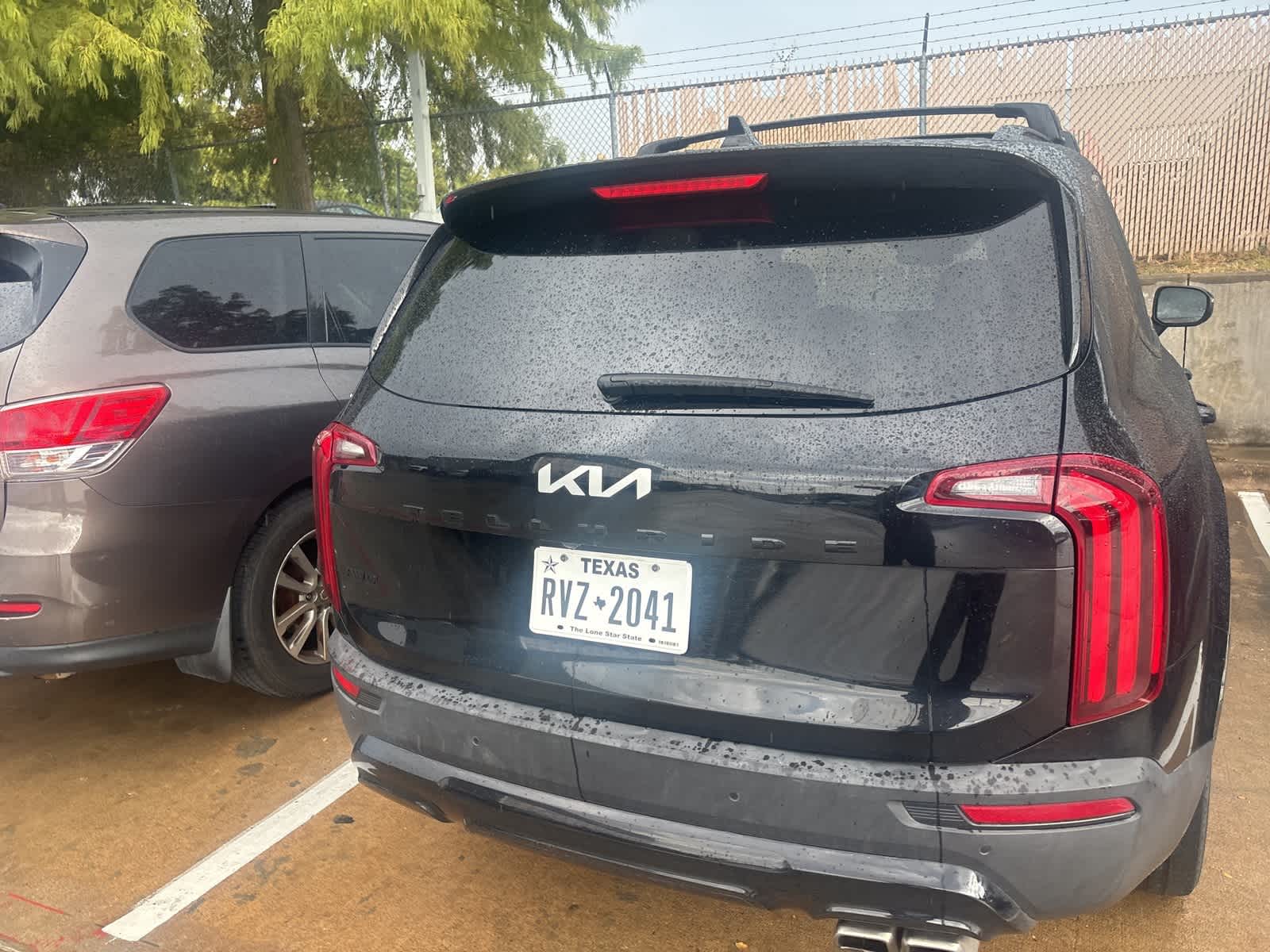 Thumbnail: 2022 Kia Telluride - 3