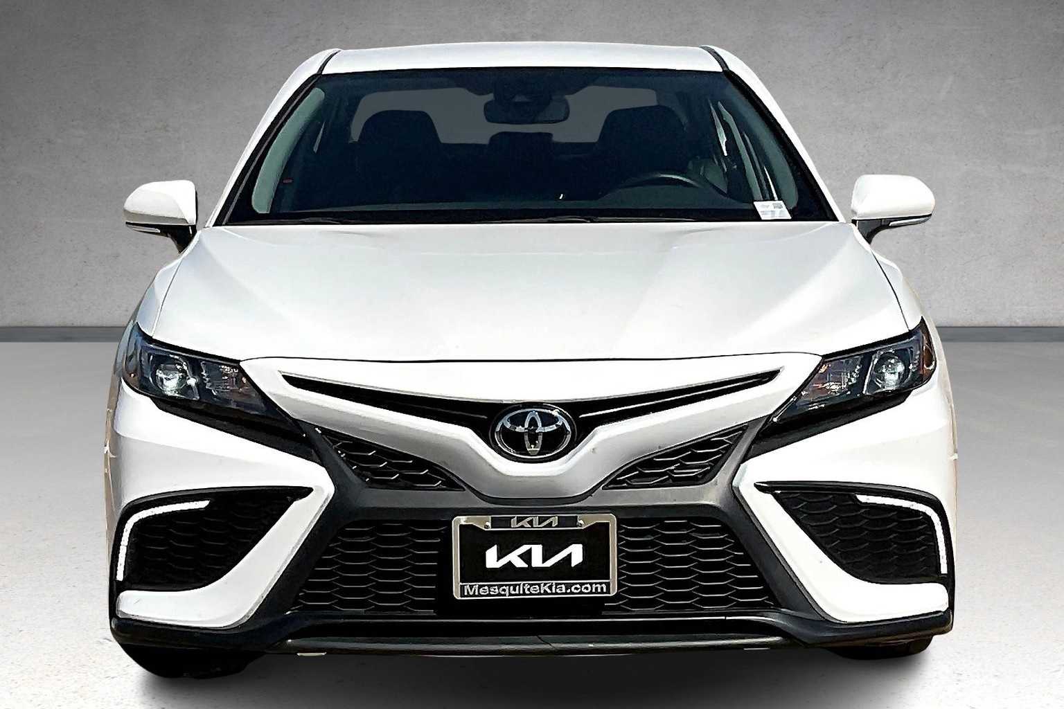 Thumbnail: 2024 Toyota Camry - 6