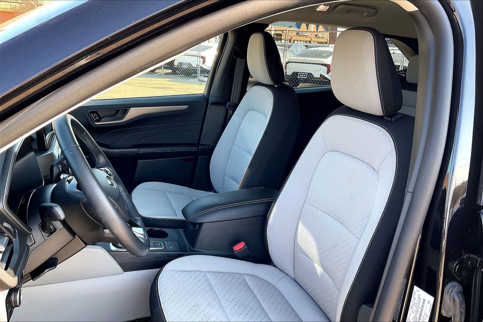 Thumbnail: 2024 Ford Escape - 11