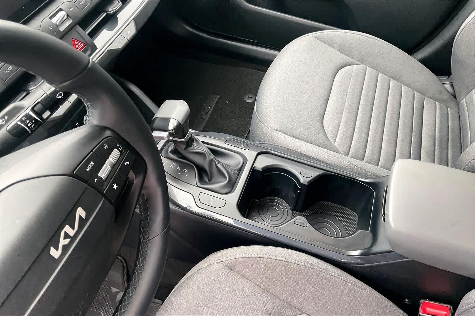 Thumbnail: 2025 Kia K4 - 15