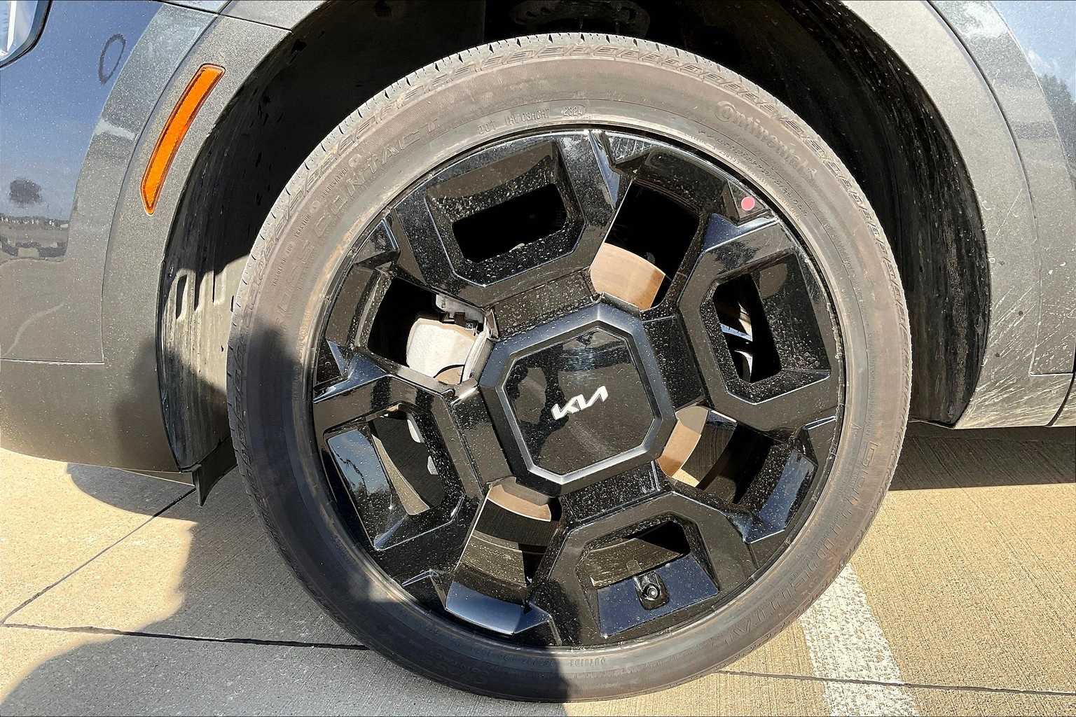 Thumbnail: 2024 Kia Sorento - 8