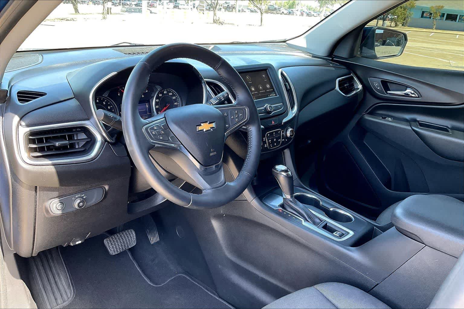 Used 2019 Chevrolet Equinox LT with VIN 2GNAXKEV7K6108133 for sale in Mesquite, TX