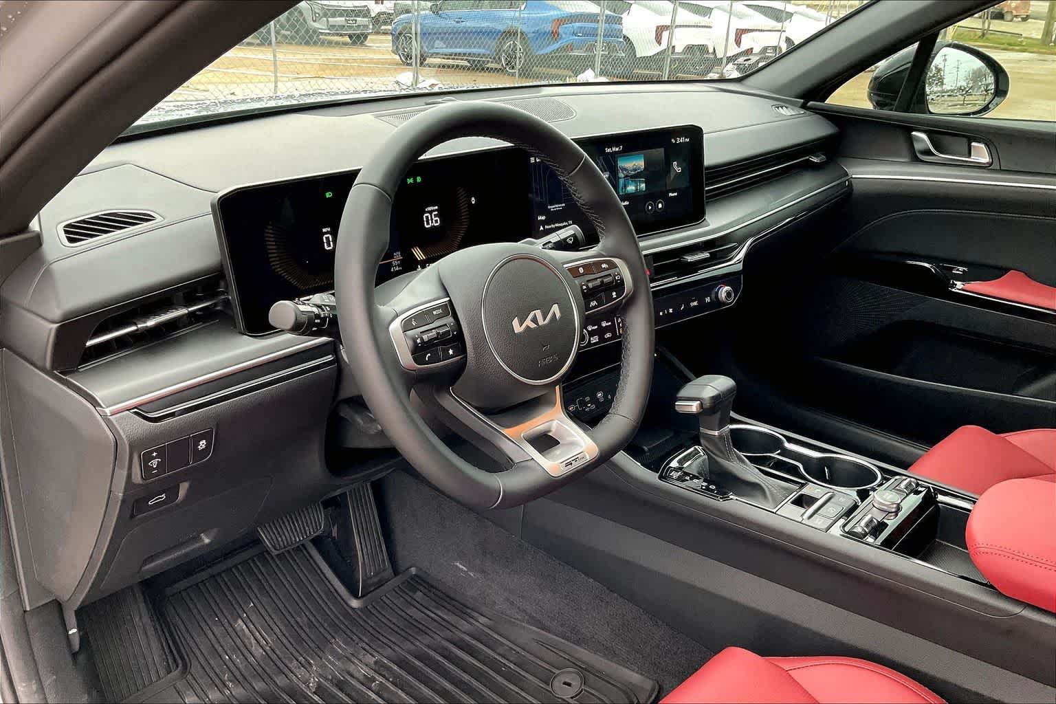 Thumbnail: 2026 Kia K5 - 2