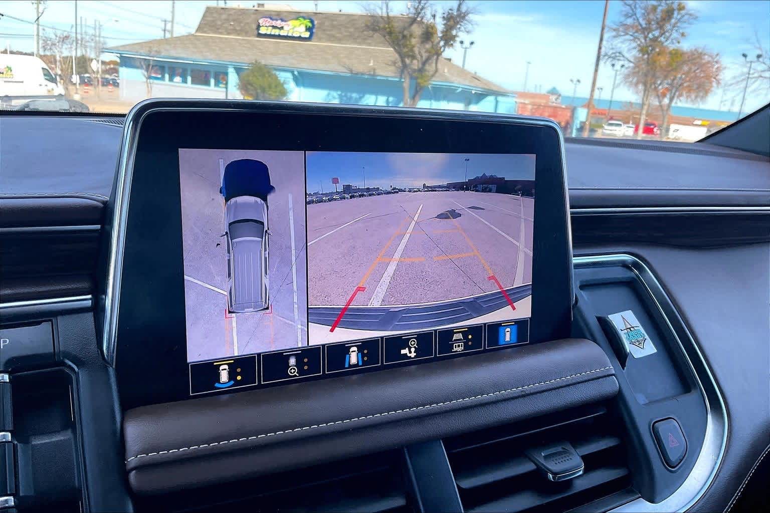 Thumbnail: 2021 Chevrolet Suburban - 25