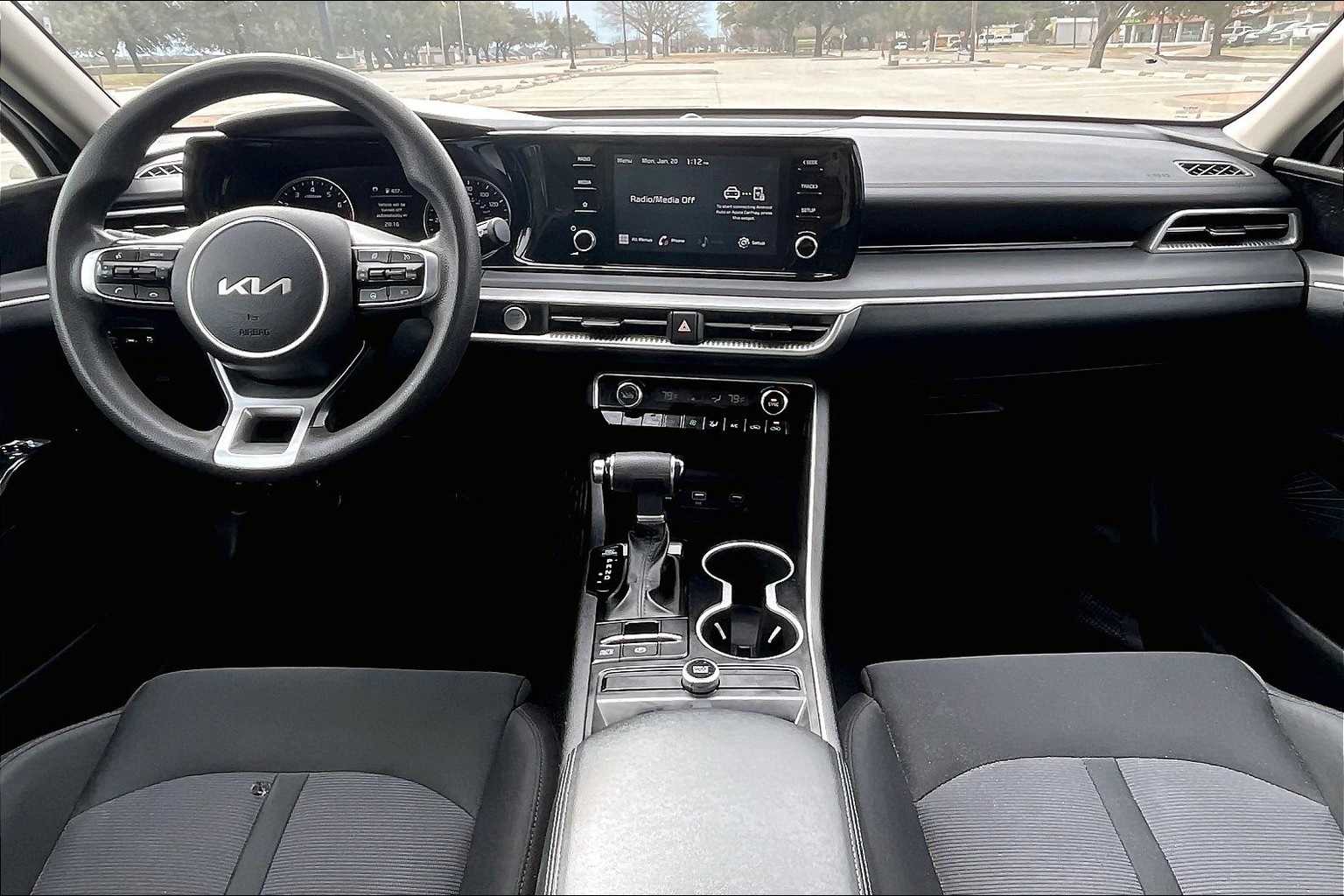 Thumbnail: 2022 Kia K5 - 10