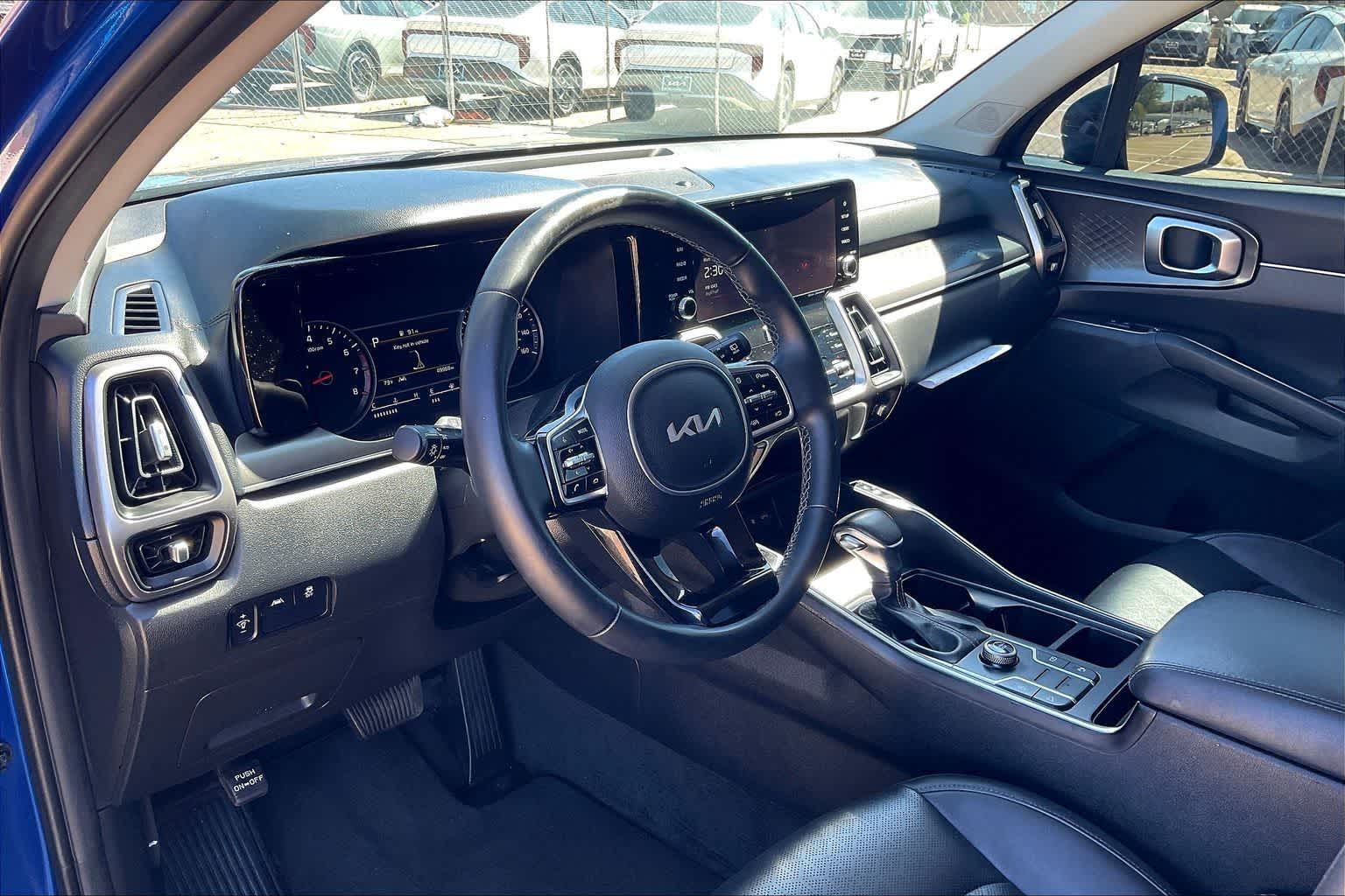 Thumbnail: 2023 Kia Sorento - 2