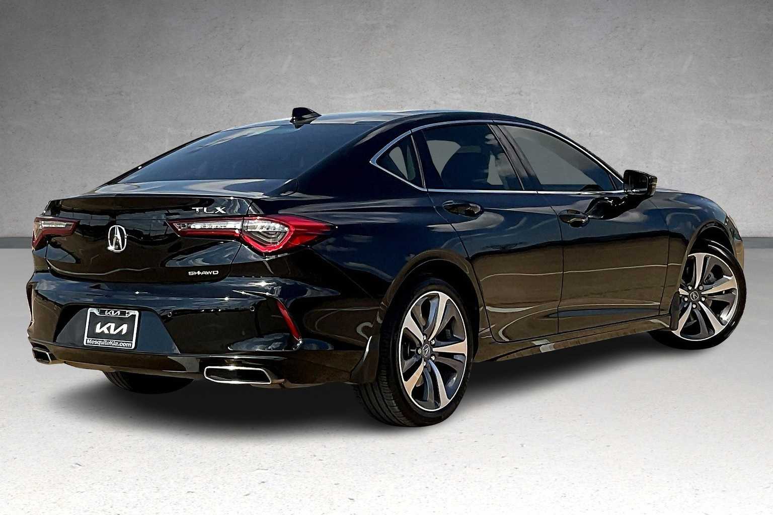 Thumbnail: 2022 Acura TLX - 22