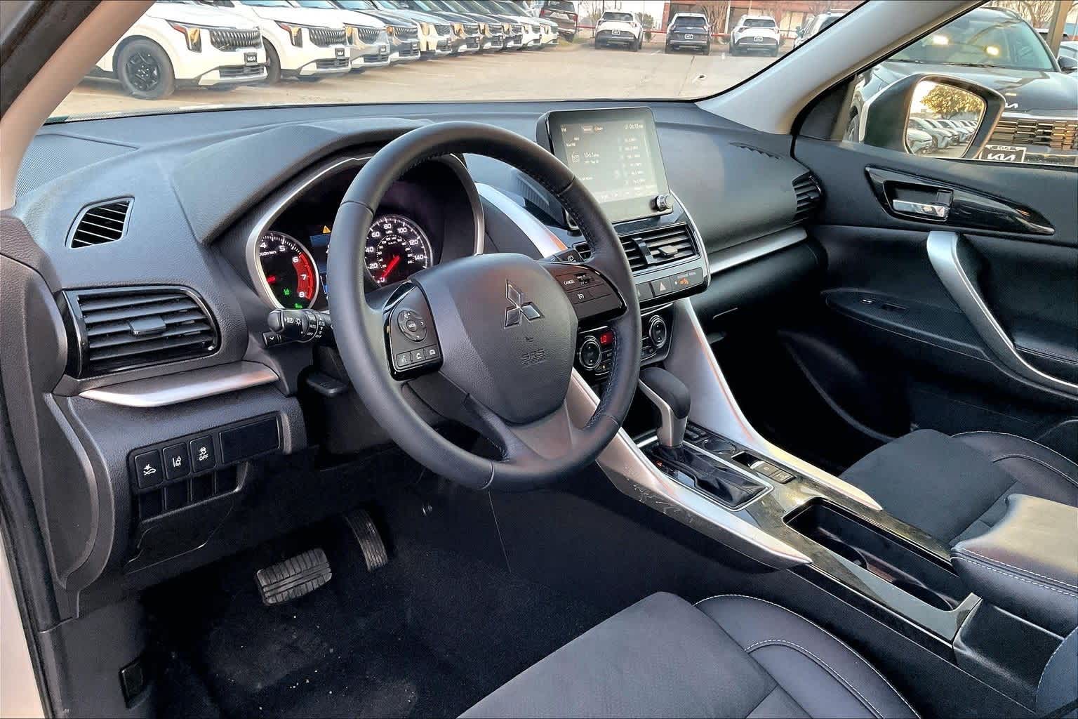 Thumbnail: 2022 Mitsubishi Eclipse Cross - 2