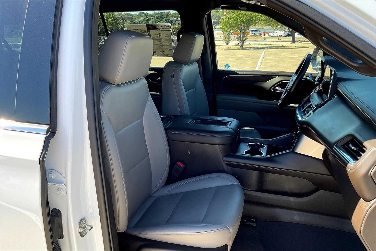 Thumbnail: 2023 Chevrolet Suburban - 13