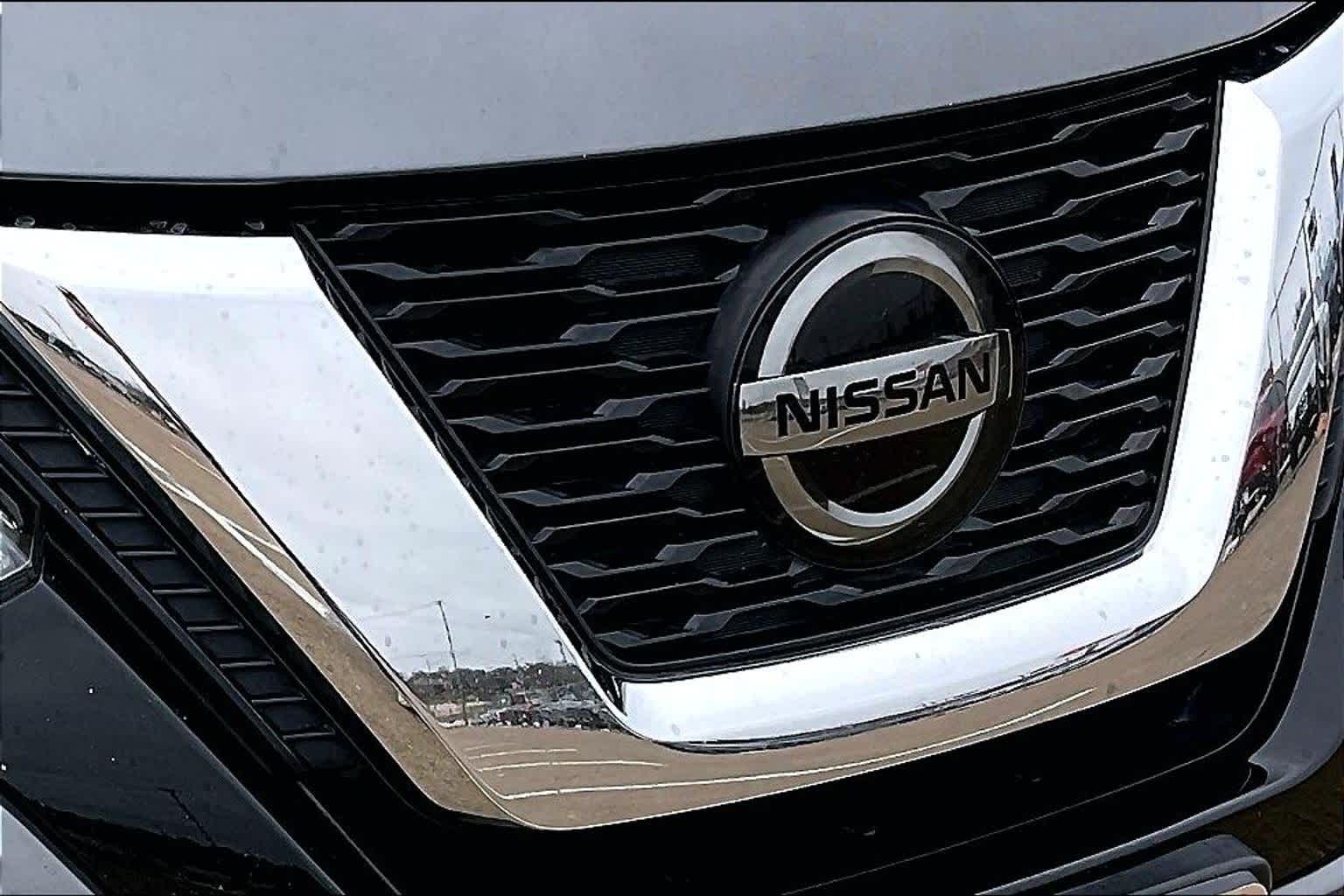 Thumbnail: 2019 Nissan Rogue - 32