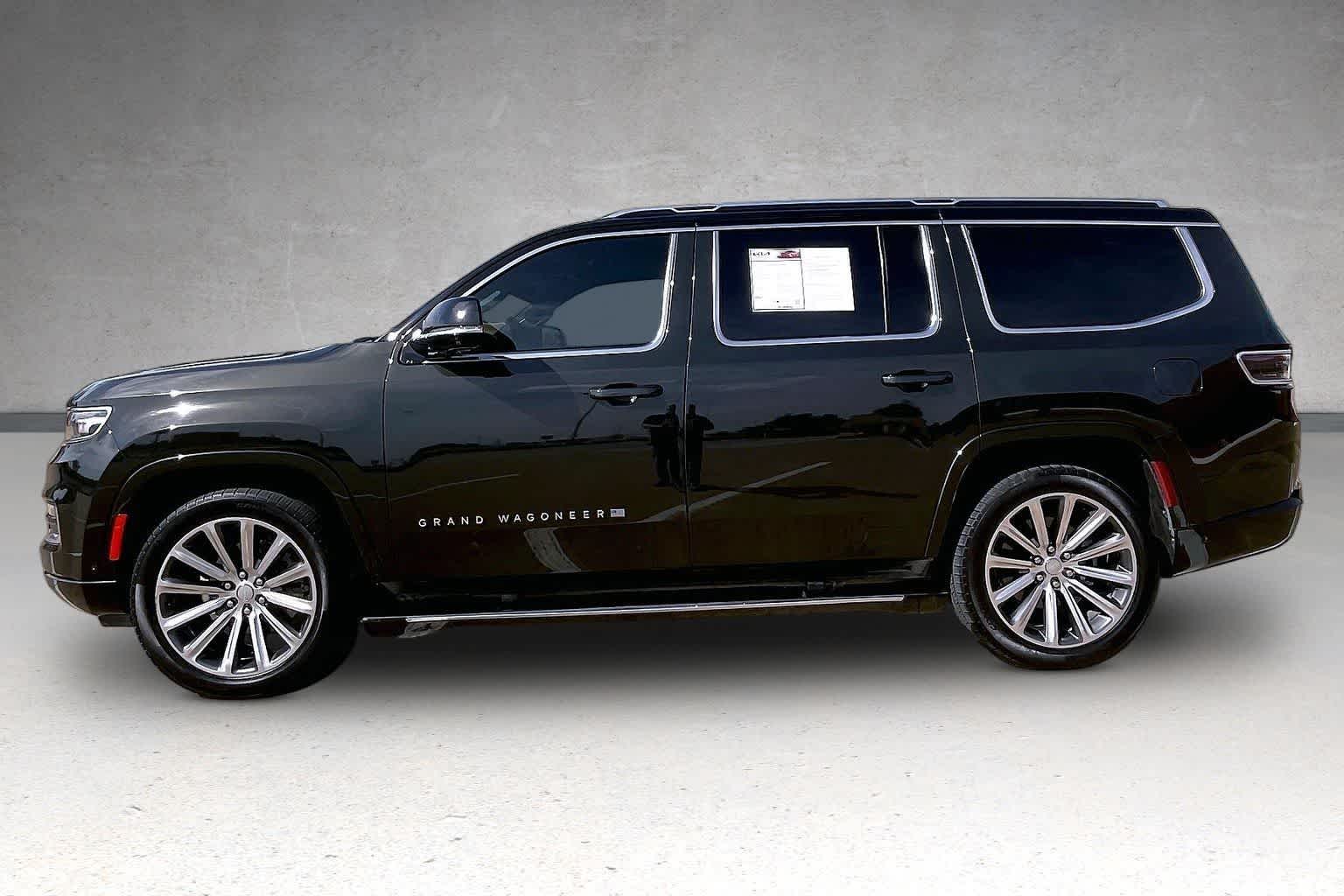 Thumbnail: 2023 Jeep Grand Wagoneer - 3