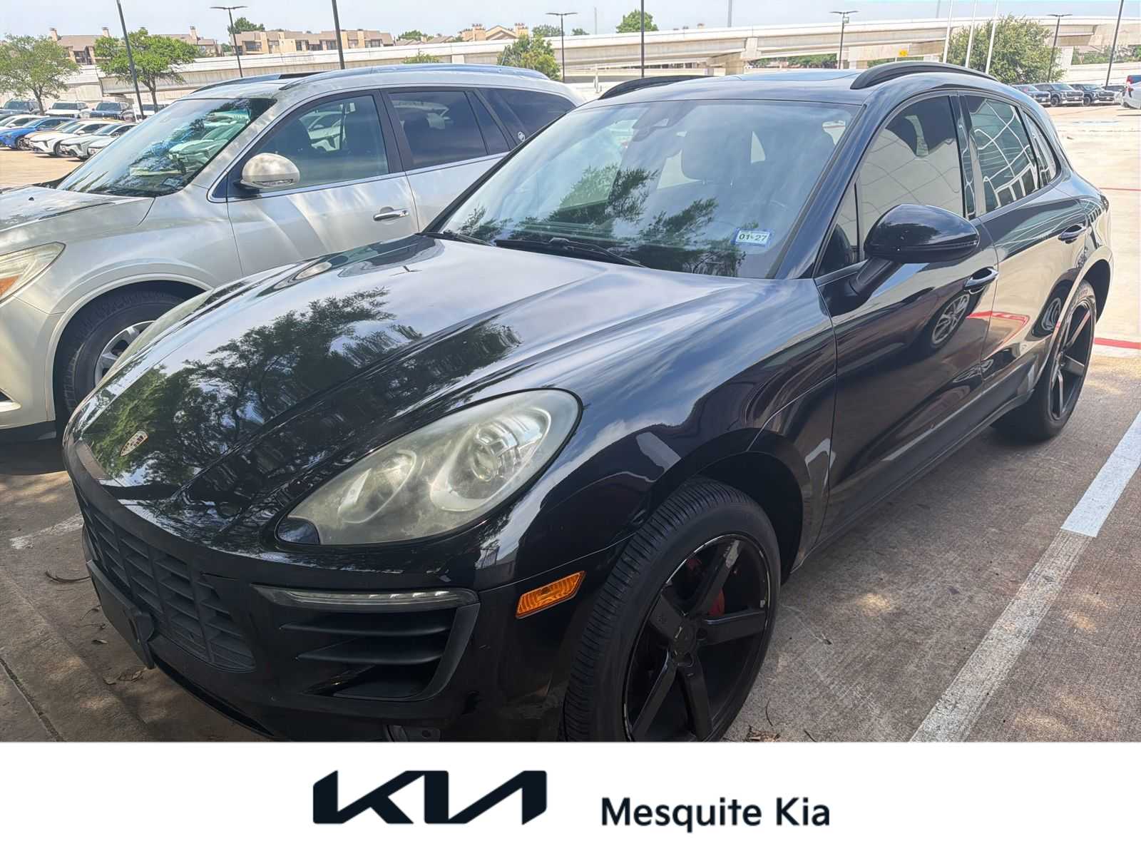 2017 Porsche Macan Base -
                  Mesquite, TX