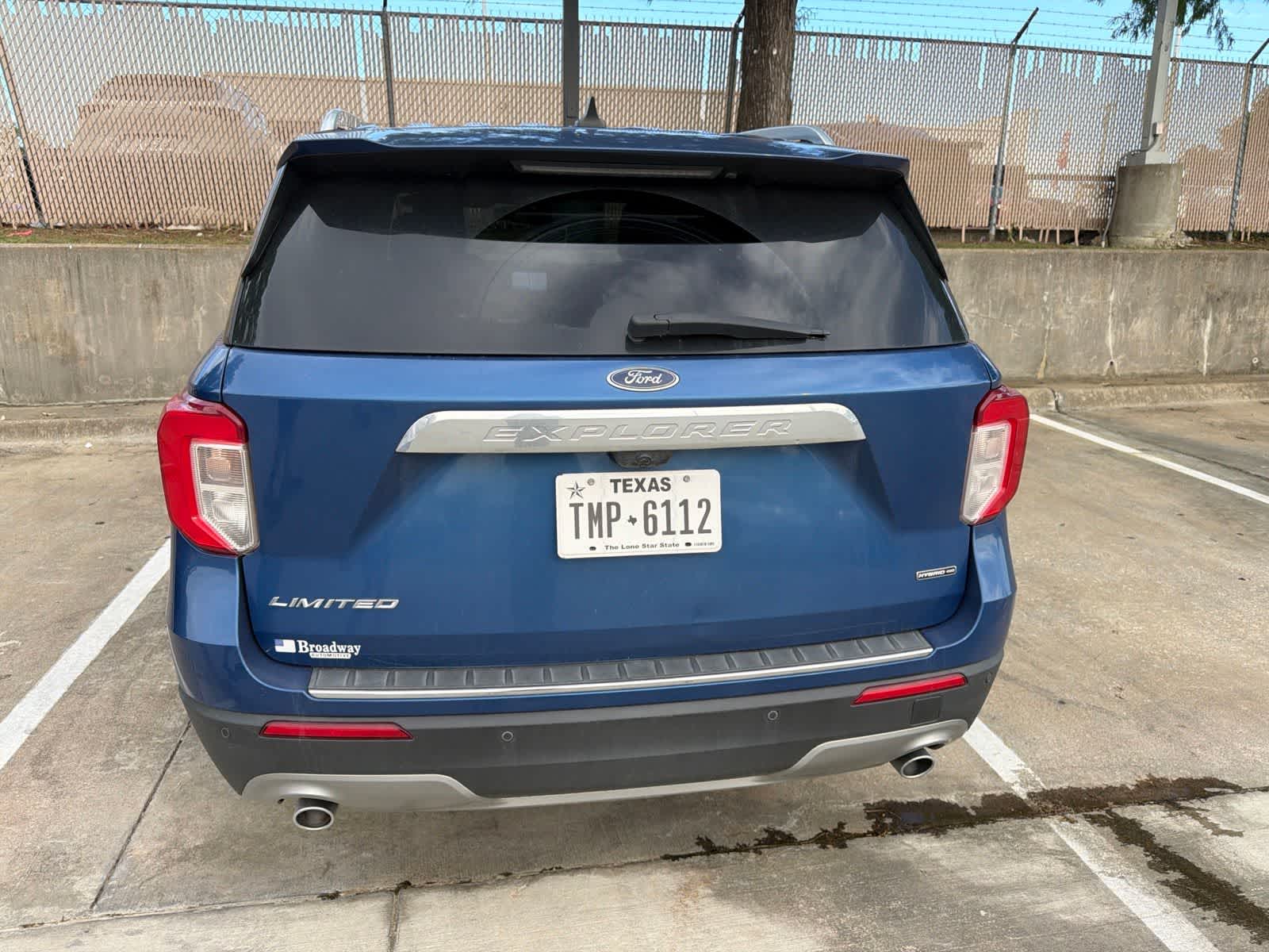 Thumbnail: 2021 Ford Explorer - 4