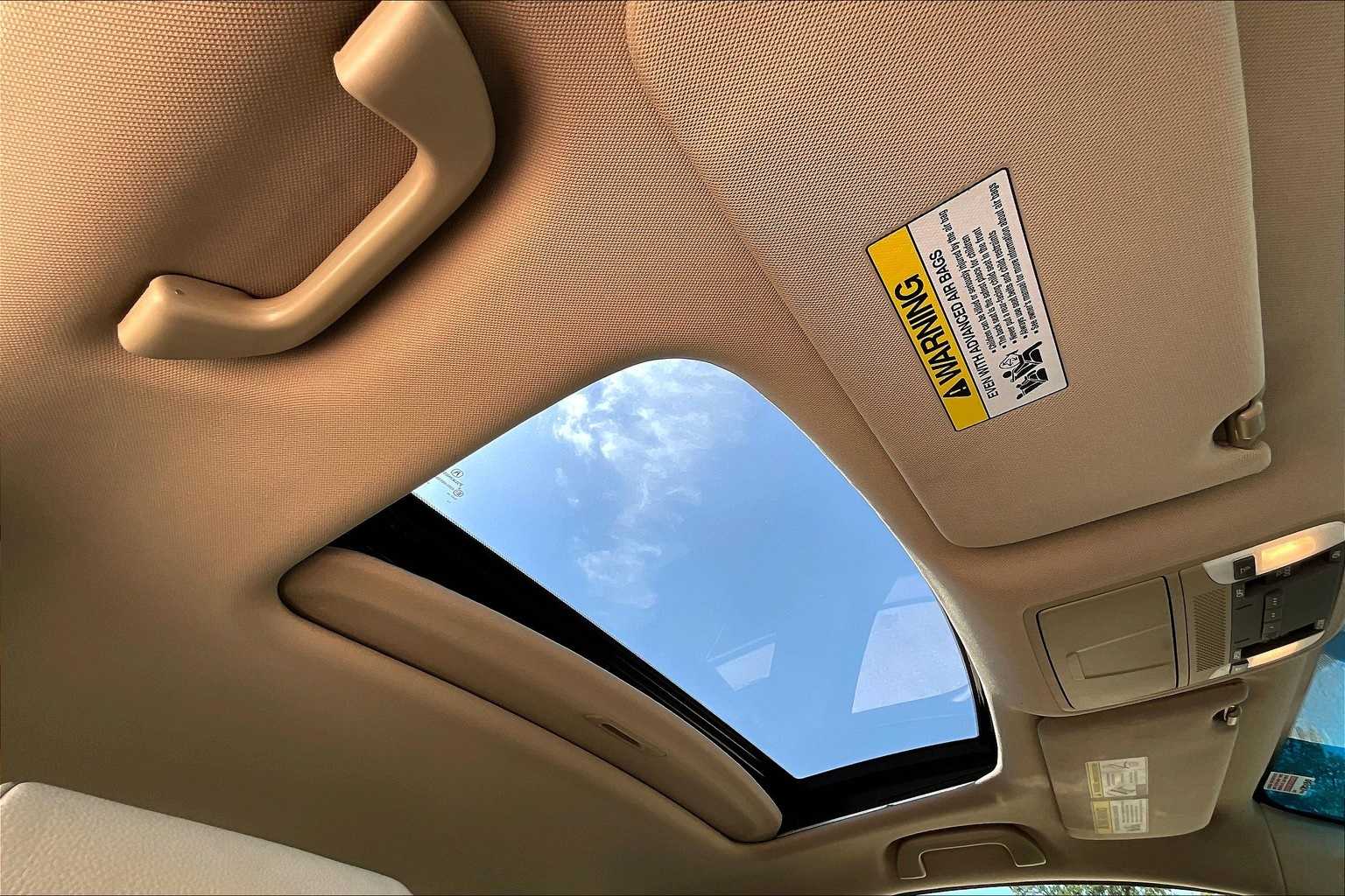 Thumbnail: 2015 Acura RDX - 30