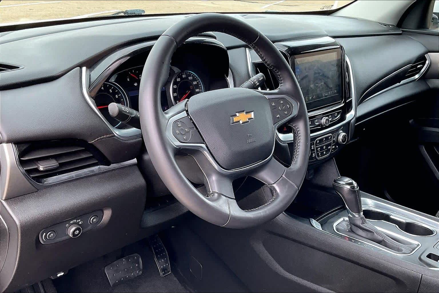 Thumbnail: 2020 Chevrolet Traverse - 2