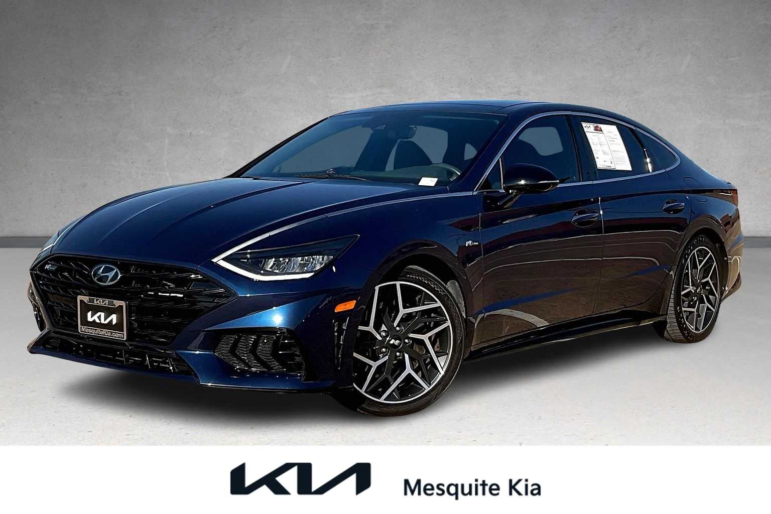 Thumbnail: 2022 Hyundai Sonata - 1