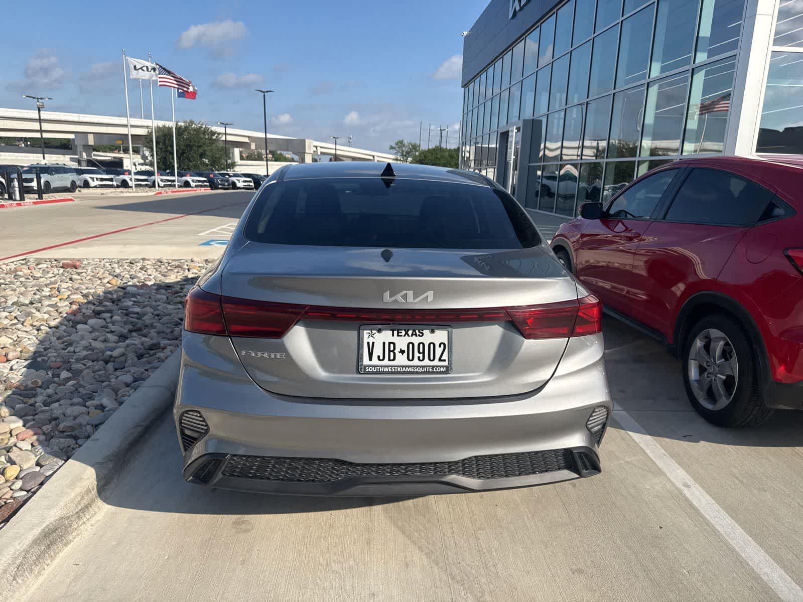 Thumbnail: 2024 Kia Forte - 5