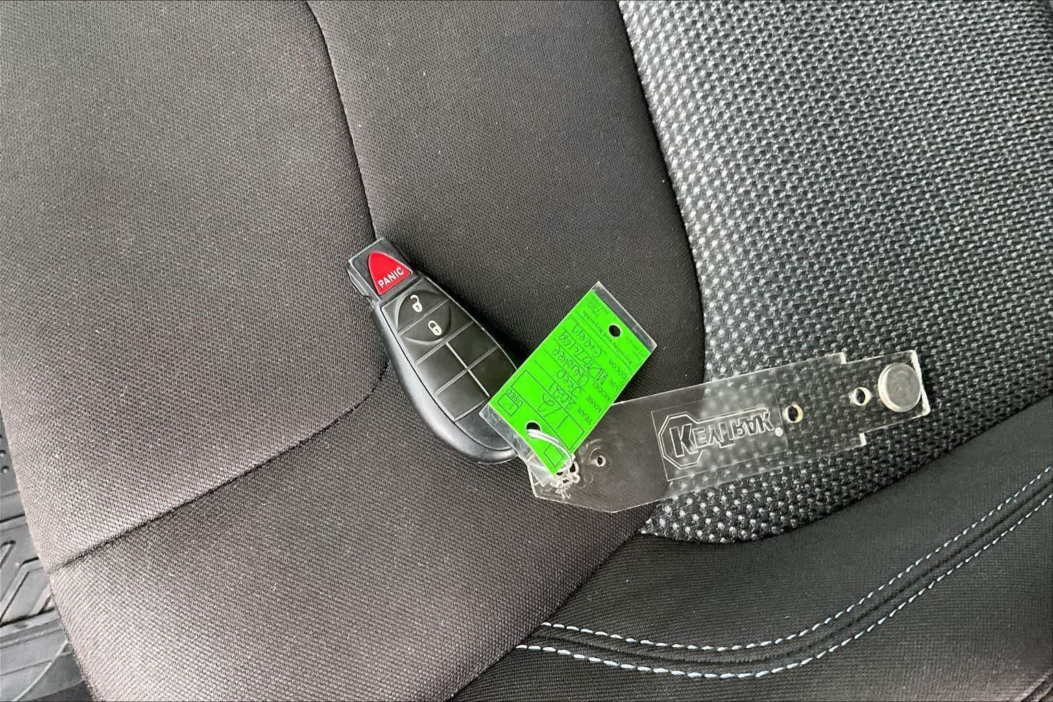 Thumbnail: 2021 Jeep Cherokee - 19