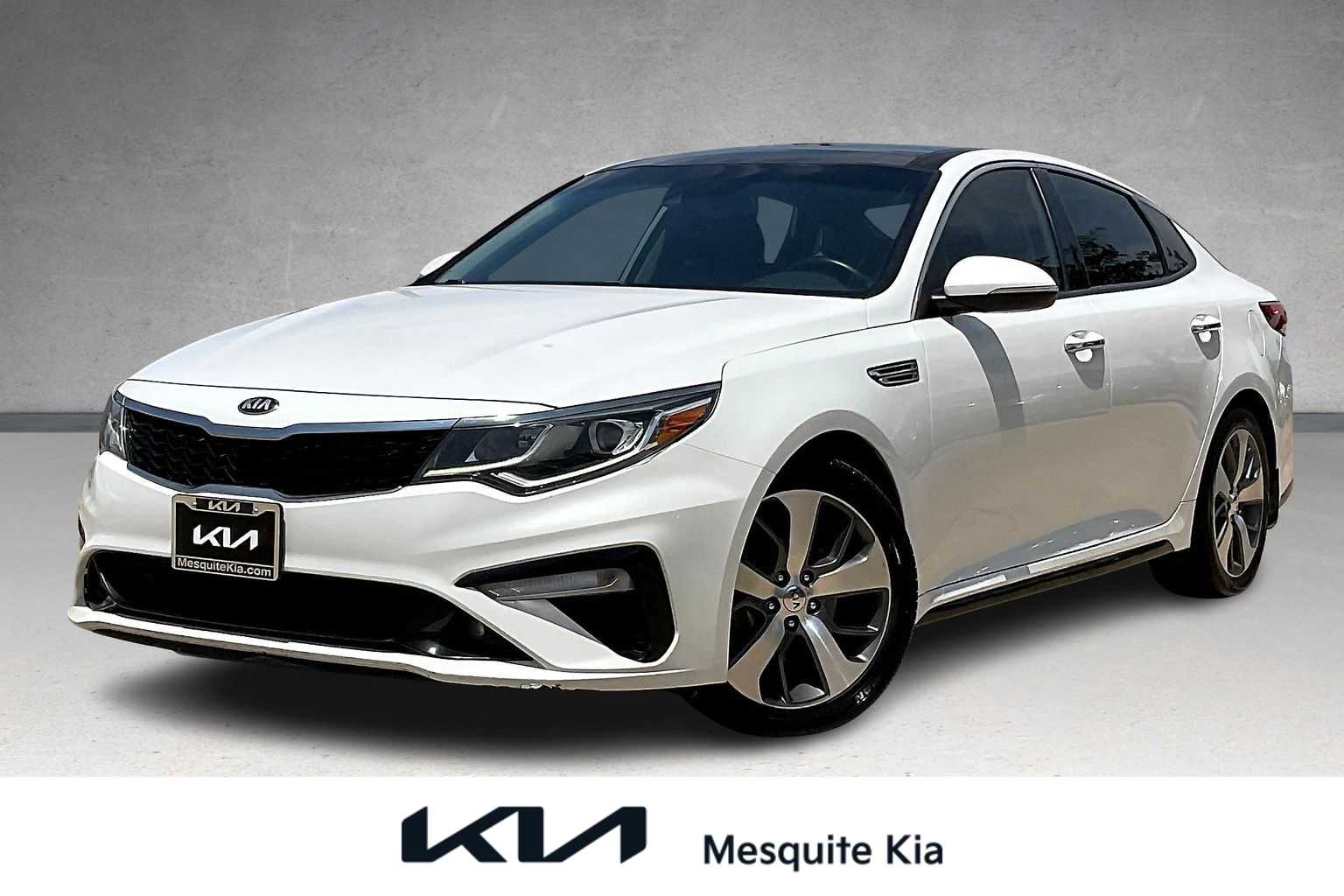 2019 Kia Optima S Hero Image