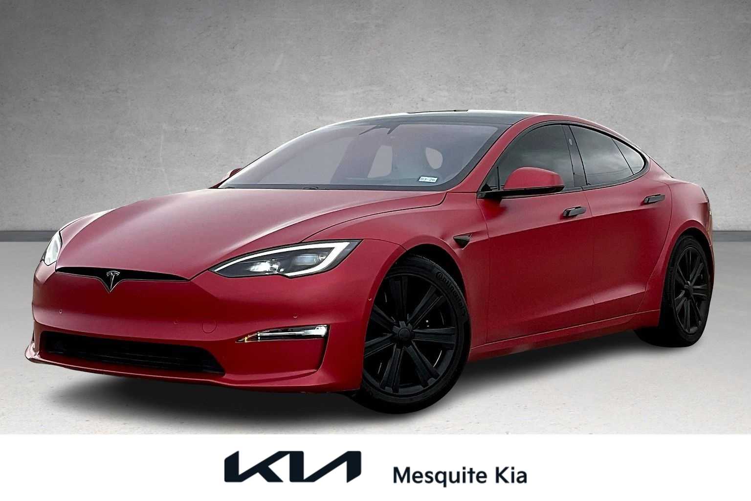 Thumbnail: 2023 Tesla Model S - 1