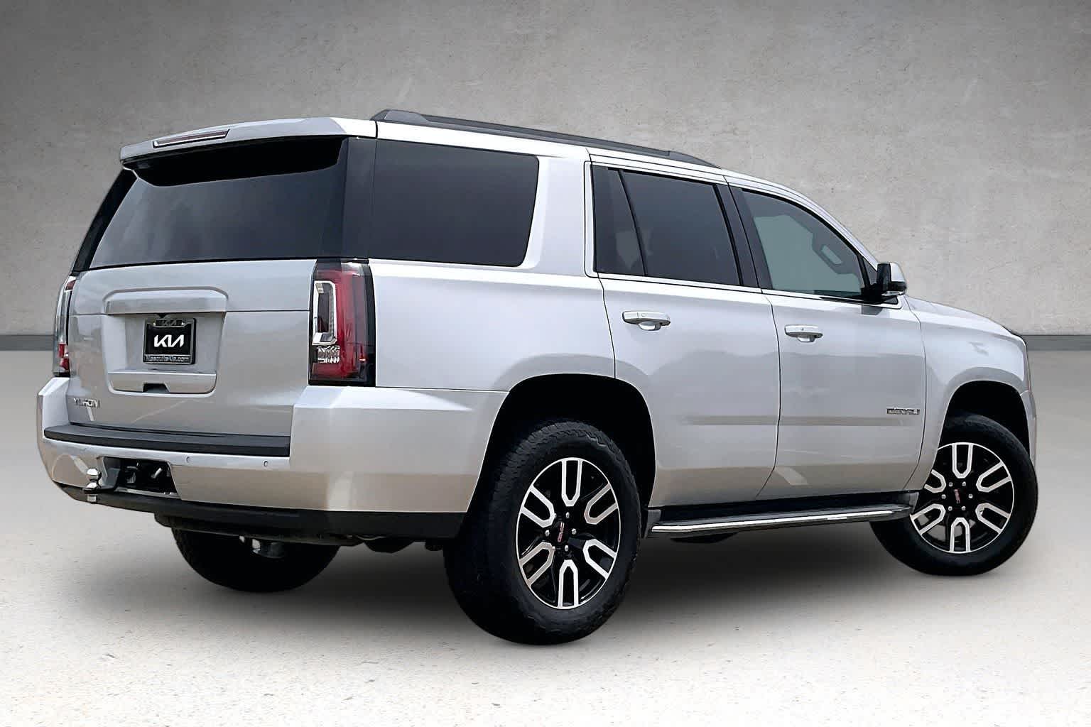 Thumbnail: 2015 GMC Yukon - 21