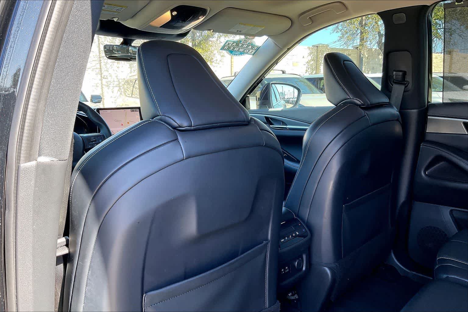 Thumbnail: 2023 INFINITI QX60 - 11