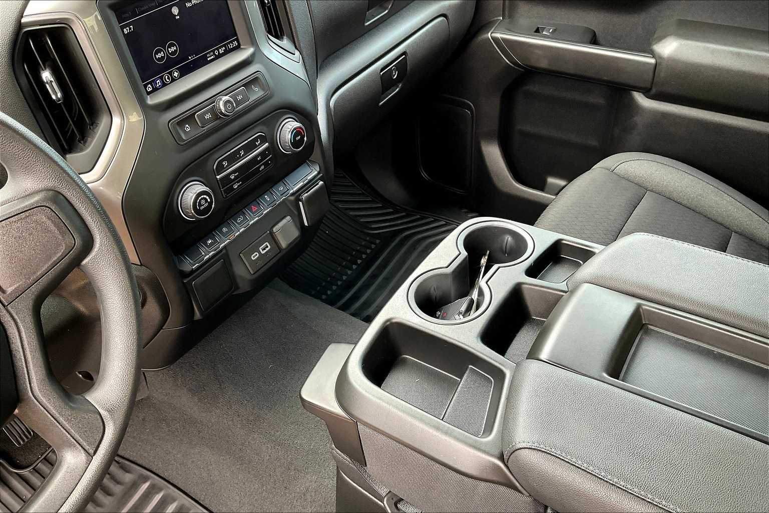 Thumbnail: 2024 Chevrolet Silverado 1500 - 16