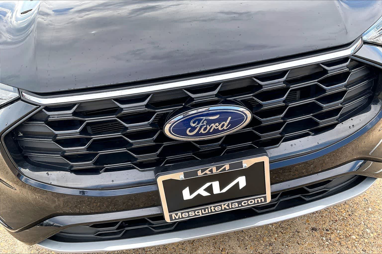 Thumbnail: 2024 Ford Escape - 30