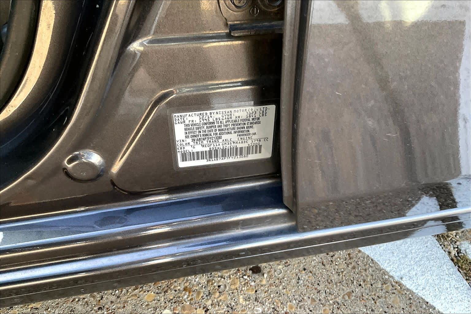 Thumbnail: 2015 Nissan Sentra - 20